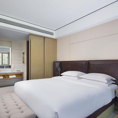 Fairfield By Marriott Beijing Olympic Sports Center Hotell Exteriör bild